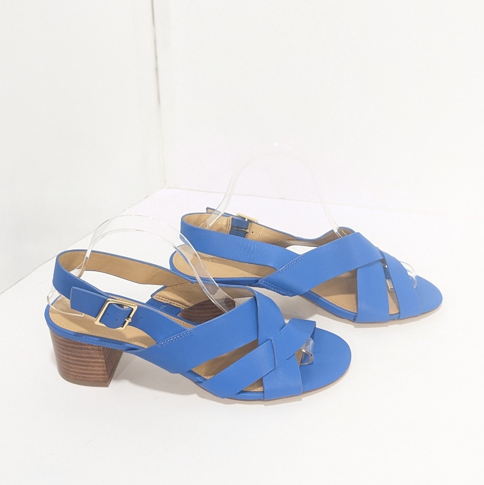NWOT Talbot Blue Leather Sandals - Picture 15 of 16